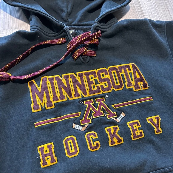 Men's Minnesota Golden Gophers Hockey Black Hoodie Pullover Sweatshirt Sz Medium - Picture 4 of 4
